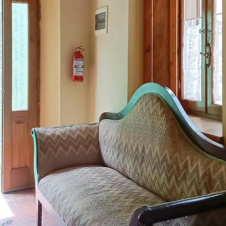 Holiday home 2 Bedroom Pet Friendly In